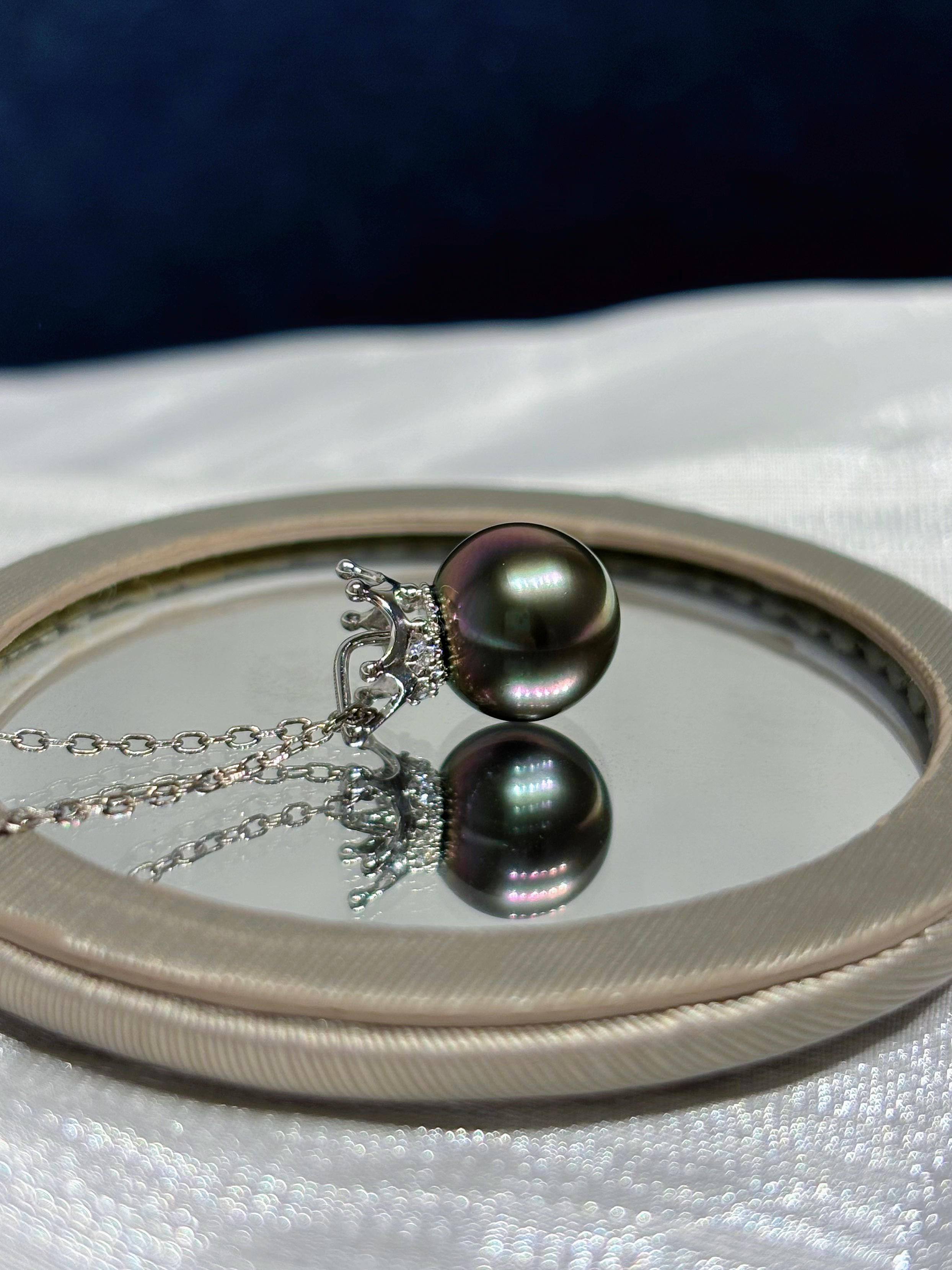 Tahiti Pendant Right